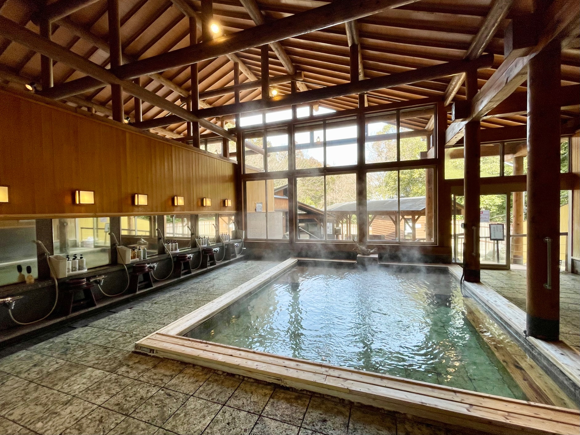 2021年5月）ヘリテイジ・リゾート 四季の湯温泉にペアでご宿泊ご招待 